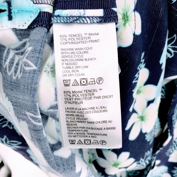 Tommy Bahama Mens Camp Shirt Blue Coconut Point Surf Shack Floral Sz XL - Picture 10 of 10